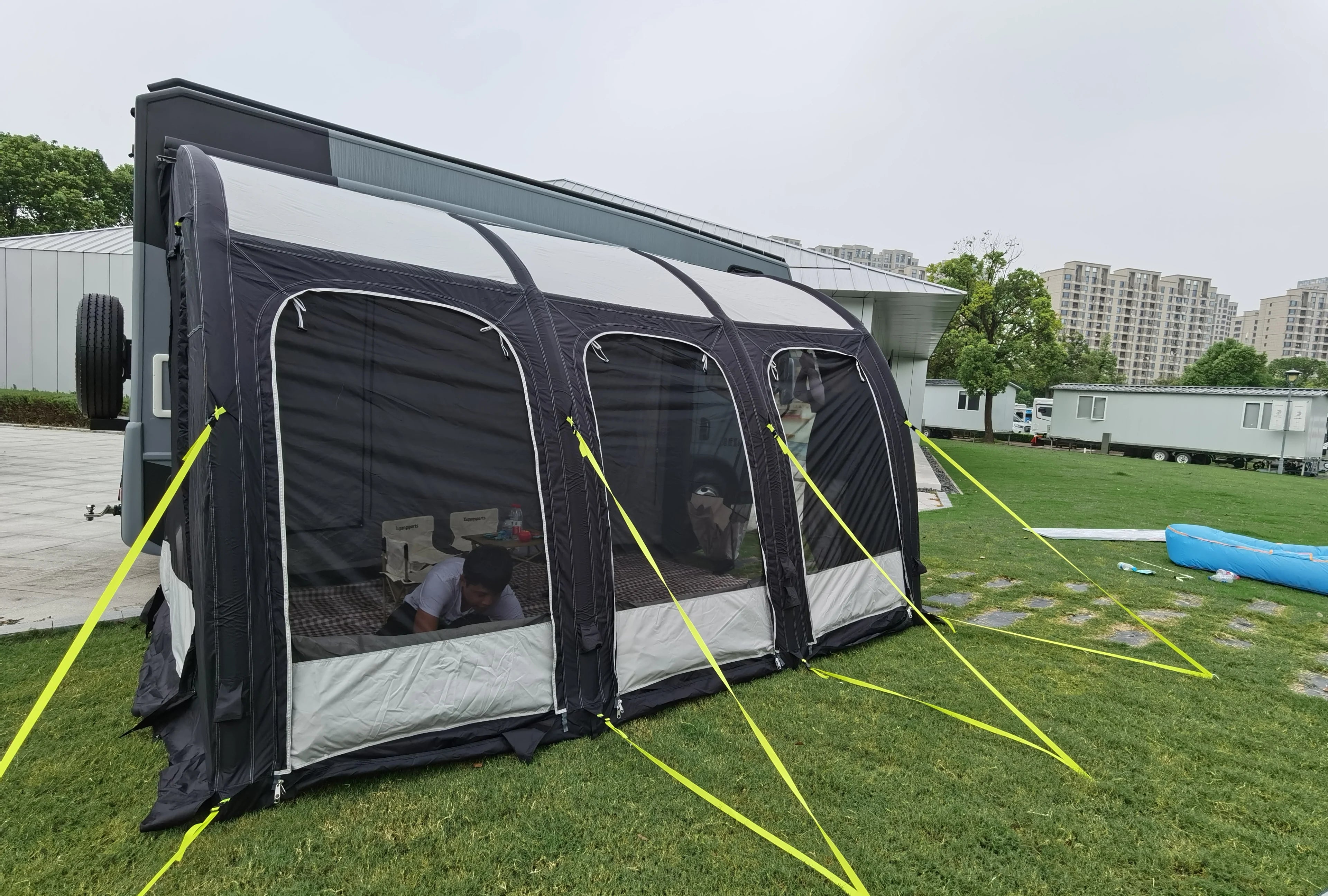 Auvents Gonflables pour Camping-Car et Camping : Protection et Confort en Déplacement